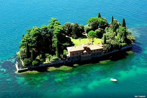 Panoramic View | Quiet Place • Wi-Fi • Smart TV