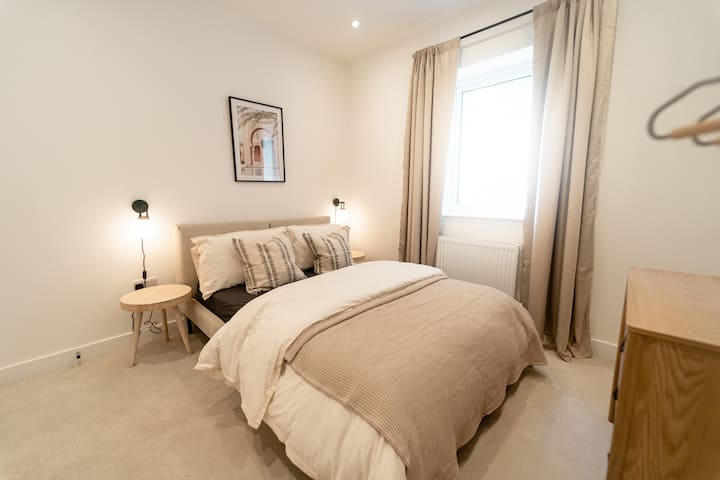 There's no drawing the short straw at Seawings. Our third bedroom is a worthy Master any day of the week, featuring a beautiful chest of drawers with space to hang and uncrinkle clothes.