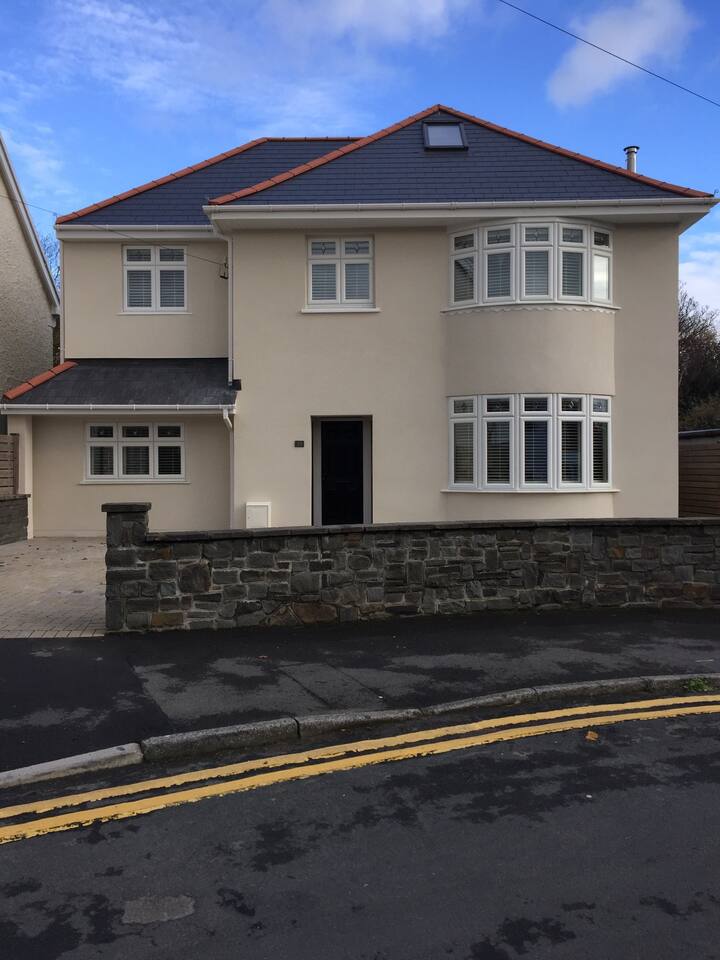 5Bed Home in Langland Houses for Rent in Newton, Wales, United