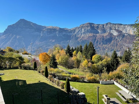 Successful Airbnb property: Pleasant apartment in a chalet. in Arâches La Frasse