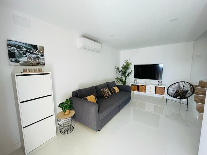 غرفة المعيشة في المطبخ