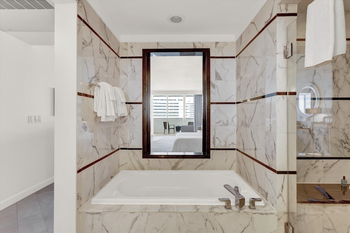 Ocean View Suite
