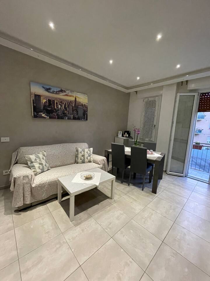 Double room in modern apartment Condominiums for Rent in Parma