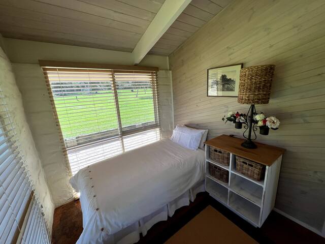 Charming 3-bedroom Cottage – Serenity in Flinders gallery image 5
