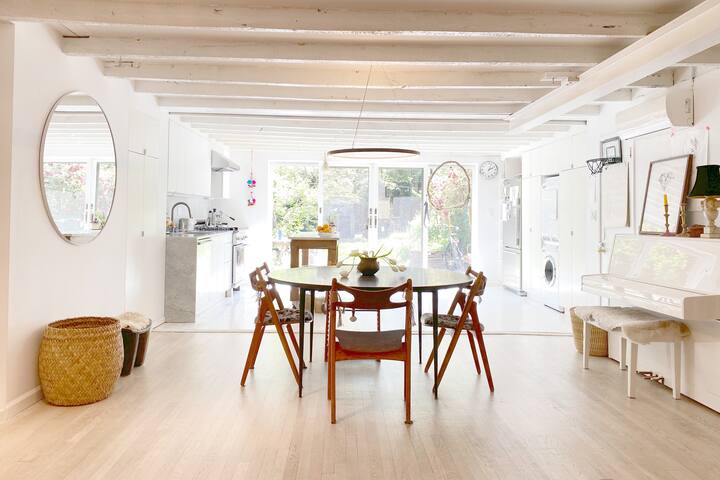 Country House in the City gallery image 4