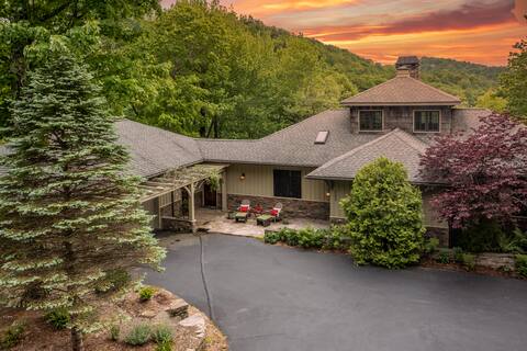 Boone private 5 bedroom mountain home hiking trail