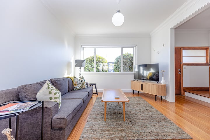 Station House 2 - Beautiful, Stylish And Secure. - Whanganui