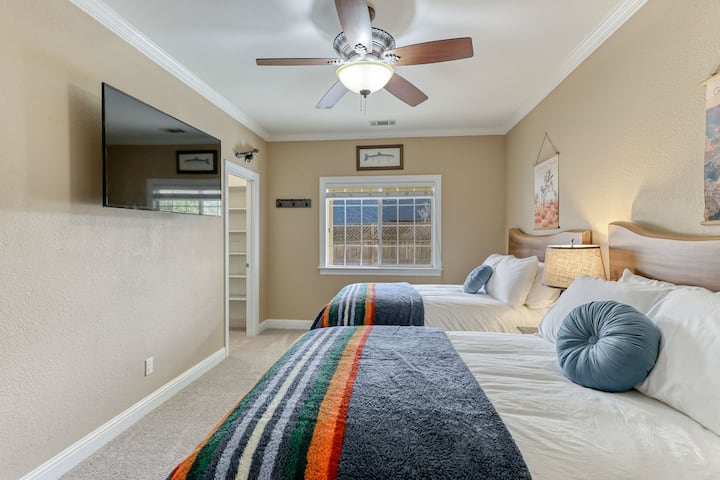 "Dhoma e parqeve kombëtare" me dy krevate dopio.