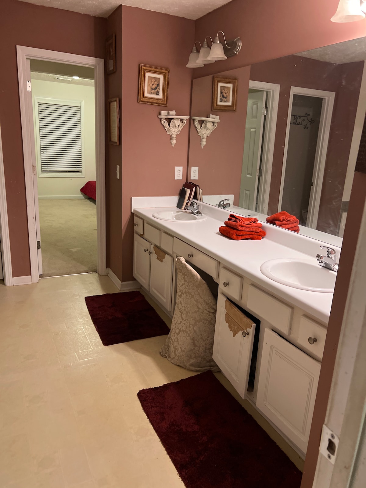 It’s a nice Masterbedroom