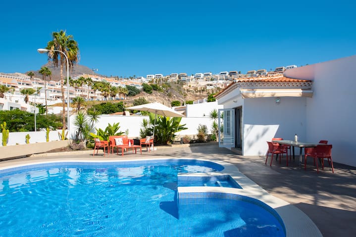 Haciendas Villas Tenerife managed Airbnb listing 2