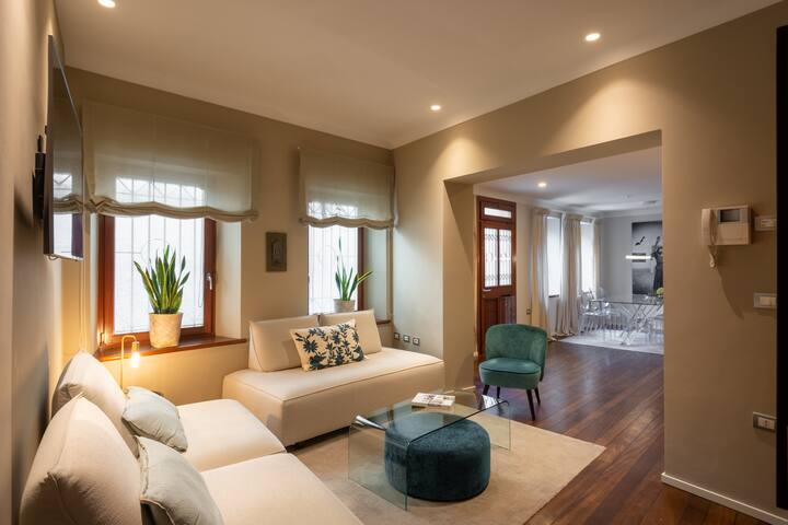 Stylish house with wonderful roof terrace gallery image 3