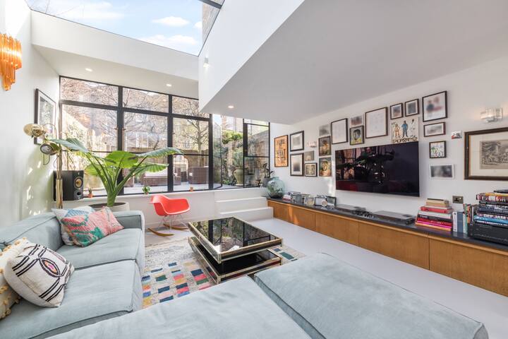 Stunning 4 bedroom Georgian townhouse