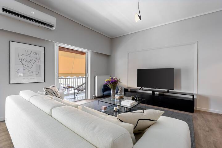 Penthouse- The Beehive Apartments Athens gallery image 3