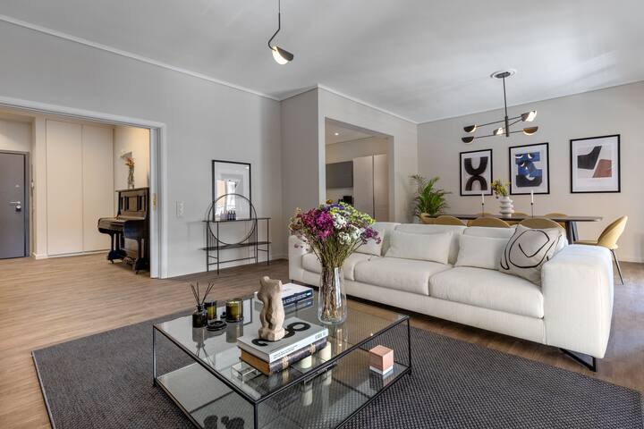 Penthouse- The Beehive Apartments Athens gallery image 2