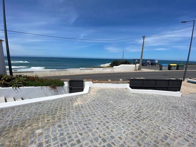 Maçãs Home-Sky family &friends sea view atTheBeach gallery image 5
