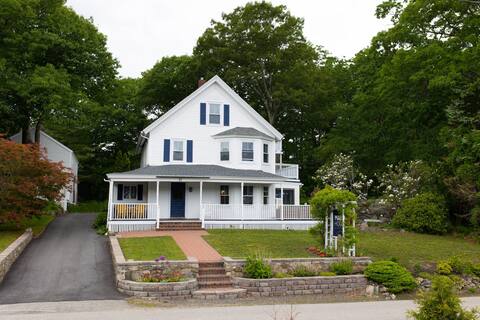 Historic Inn Turned Luxury Rental! w/ New Hot Tub