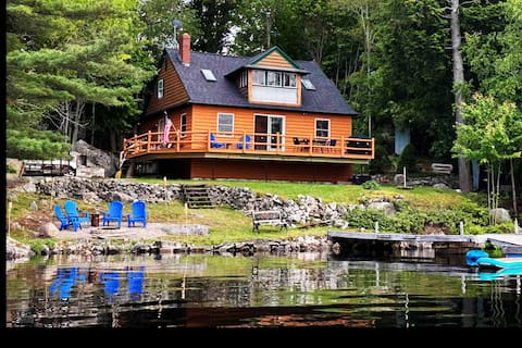 Lakefront Cottage-Private Dock-60-mins Bar Harbor