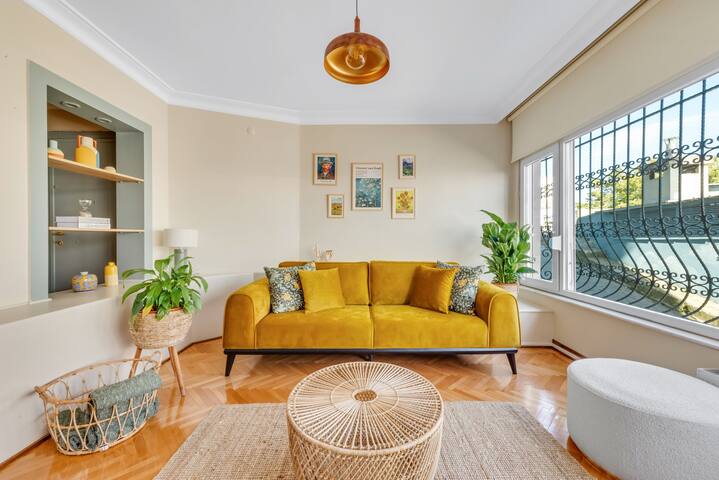 Perfect Location With Partial Bosphorus View gallery image 4