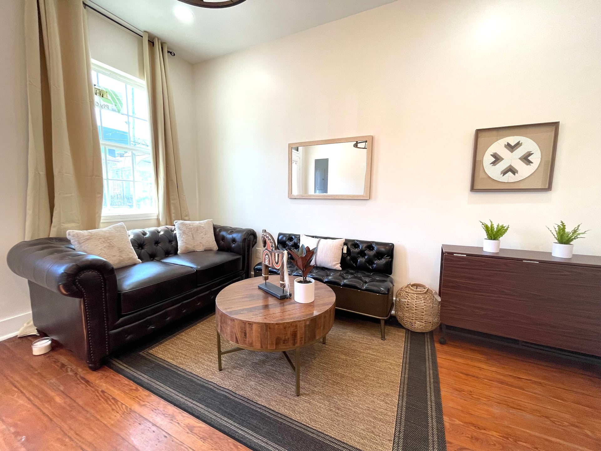 Beautifully Restored! - New Orleans Shotgun Home!