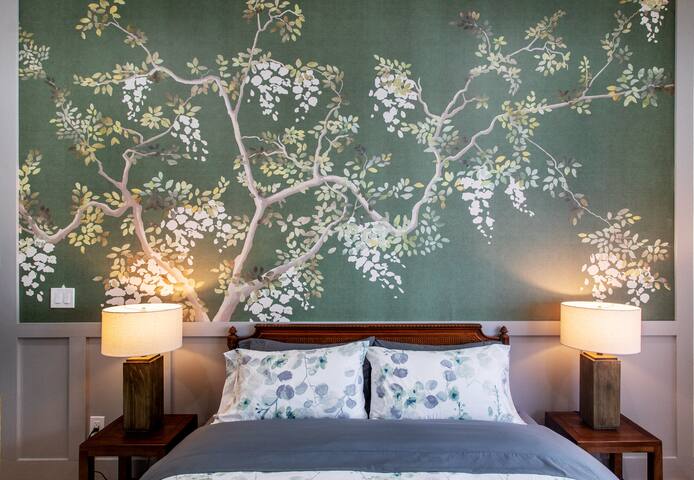 4 BR Designer Home w/ Hot Tub near SF UC Berkeley gallery image 5