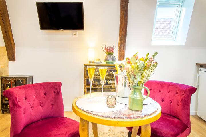 Jacuzzi® - La Petite Romantique - Flobnb - Laon