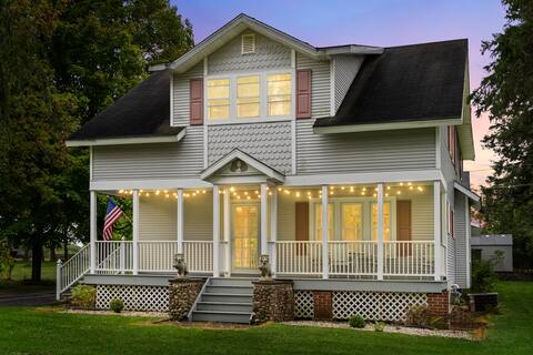 Spacious Home near Rib Mountain & Tubing Hill!