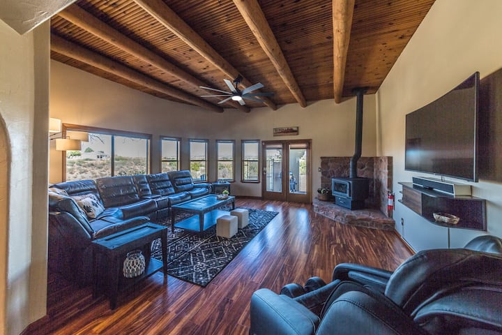 Getaway W/sedona Views/wineries/grand Canyon - Cottonwood, AZ