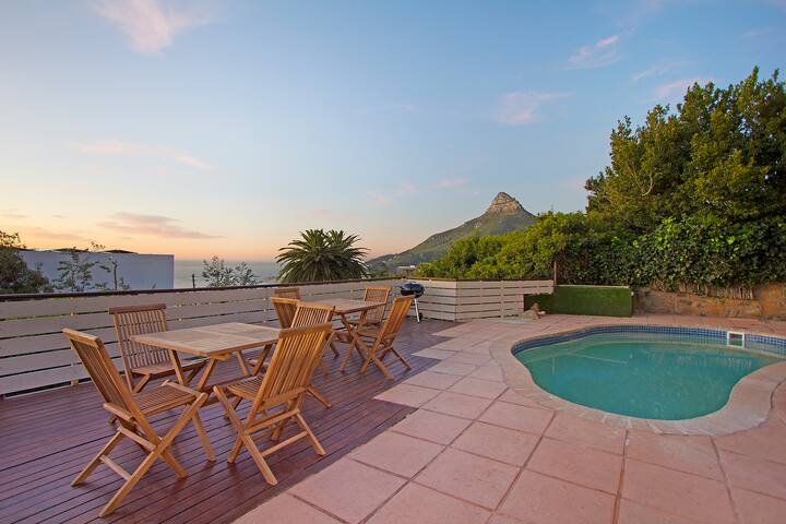 Luxurious 4-Bedroom Apartment with Pool