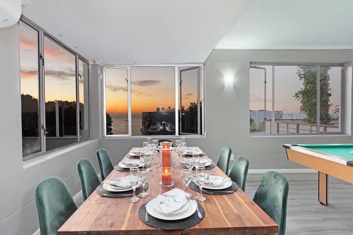 Luxurious 4-Bedroom Apartment with Pool gallery image 2