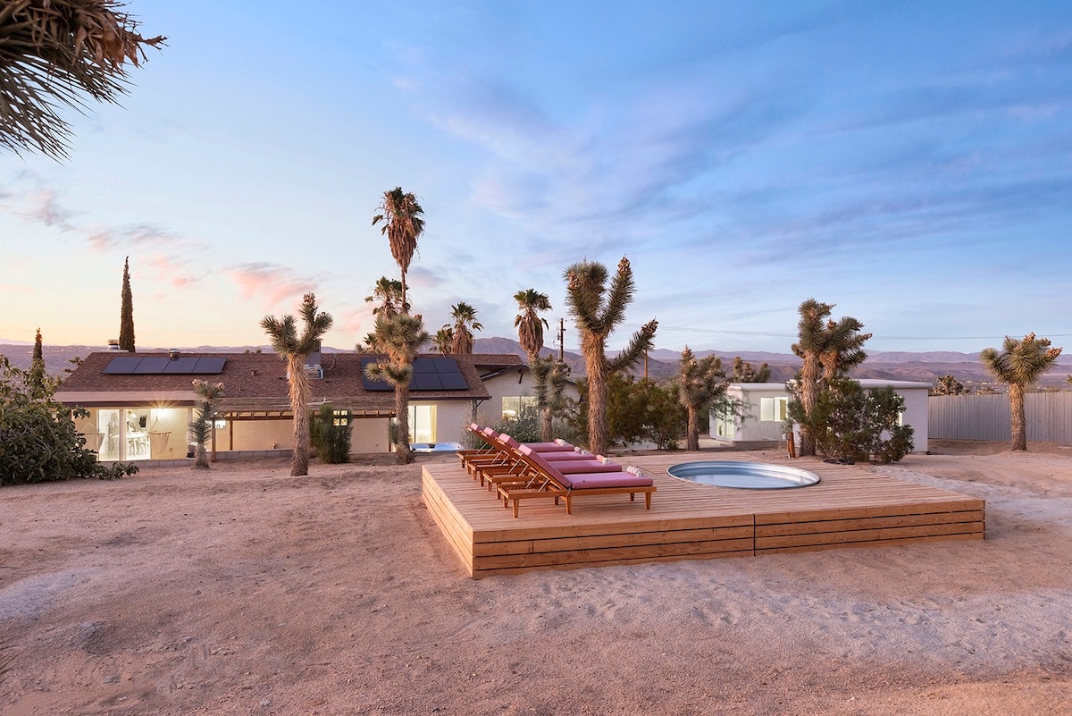 The Zen Dipper | hot tub, pool, yoga, art & more! - Houses for