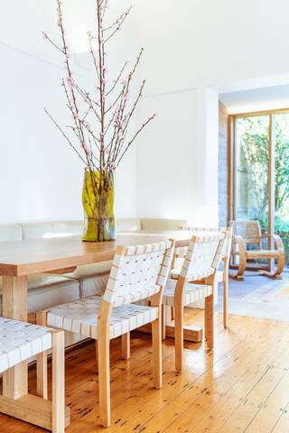 Peaceful, designer federation home gallery image 3