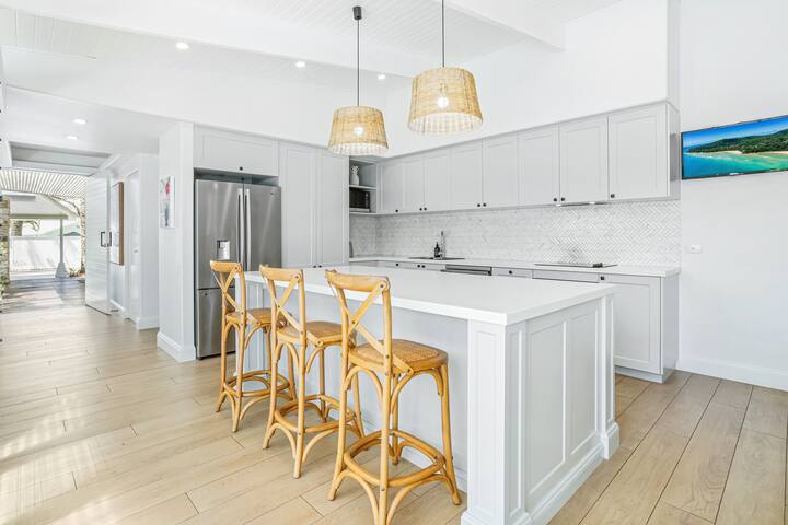 Peaceful & Stylish Retreat, Noosa Heads gallery image 3