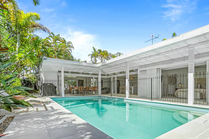 Peaceful & Stylish Retreat, Noosa Heads gallery image 5