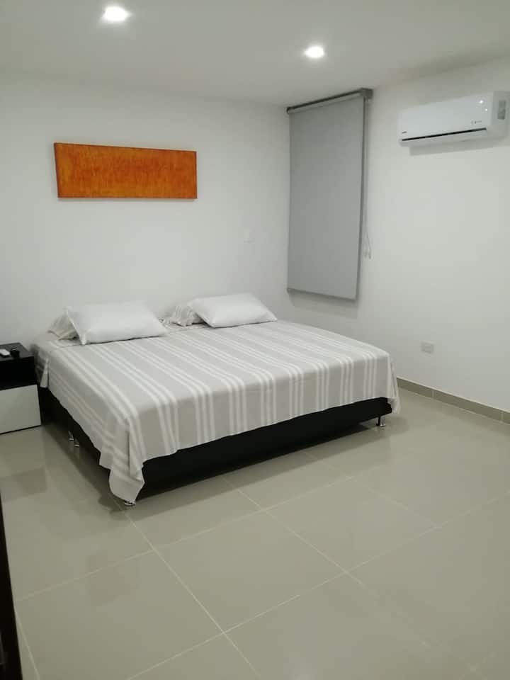 Soba s bračnim krevetom i privatnom kupaonicom