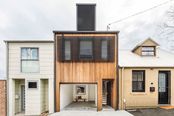 Modern Paddington Terrace – Short walk to SCG