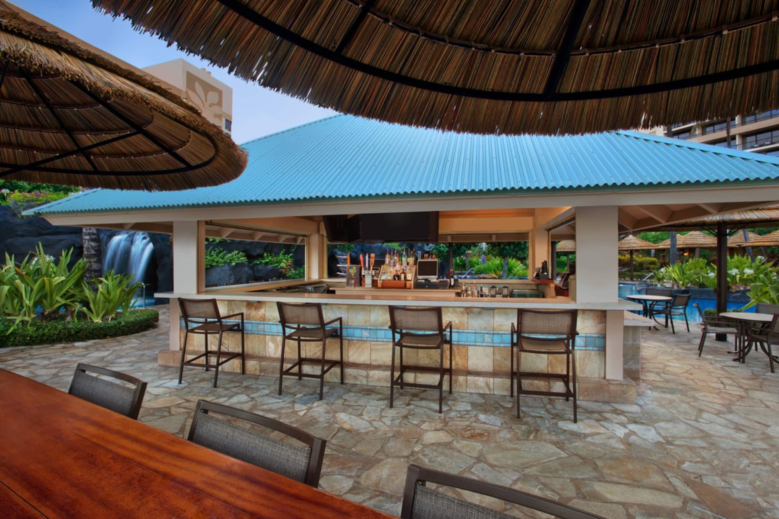 Condo in Lahaina · ★5.0 · 2 bedrooms · 4 beds · 2 private baths - Image 12