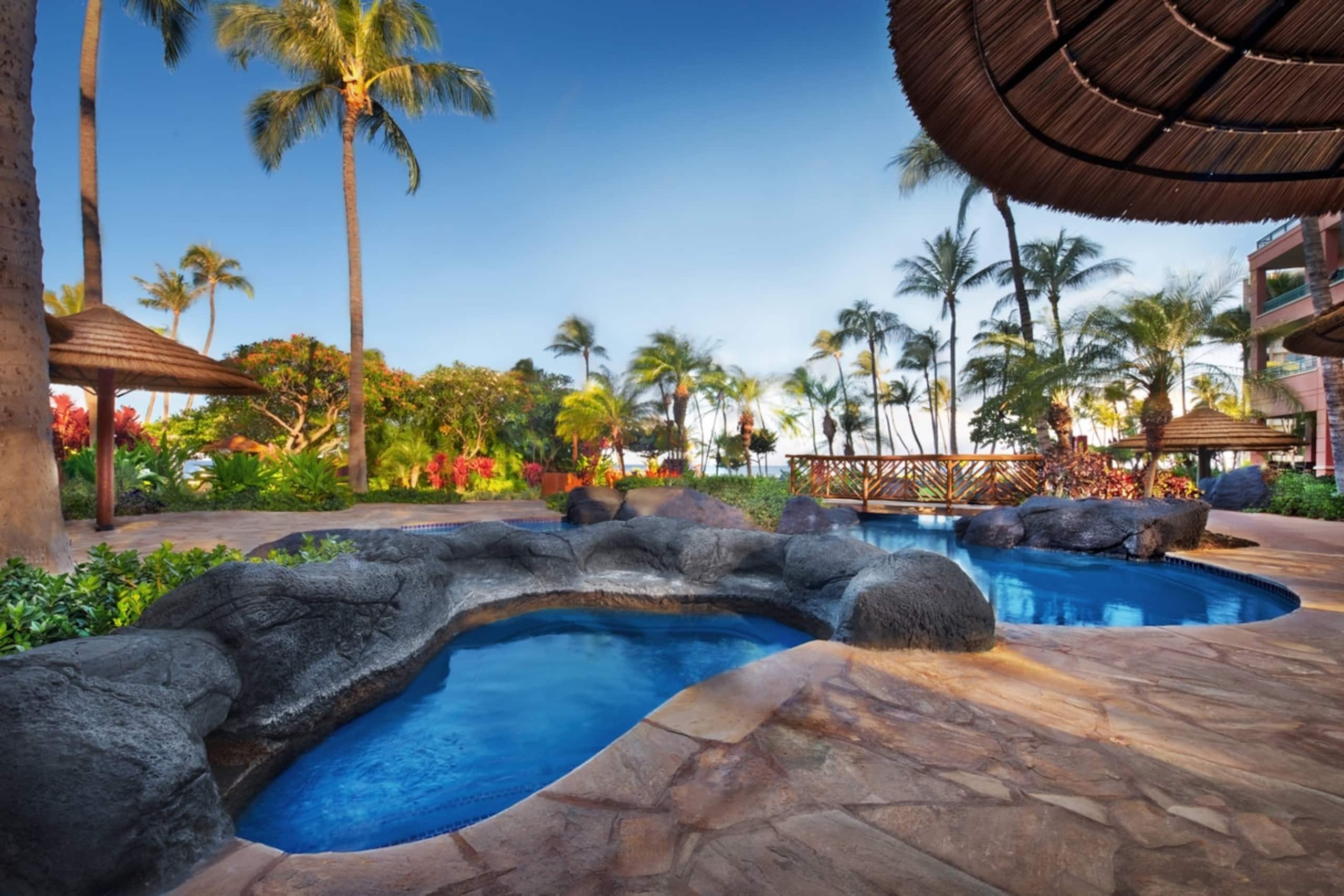 Condo in Lahaina · ★5.0 · 2 bedrooms · 4 beds · 2 private baths - Image 22