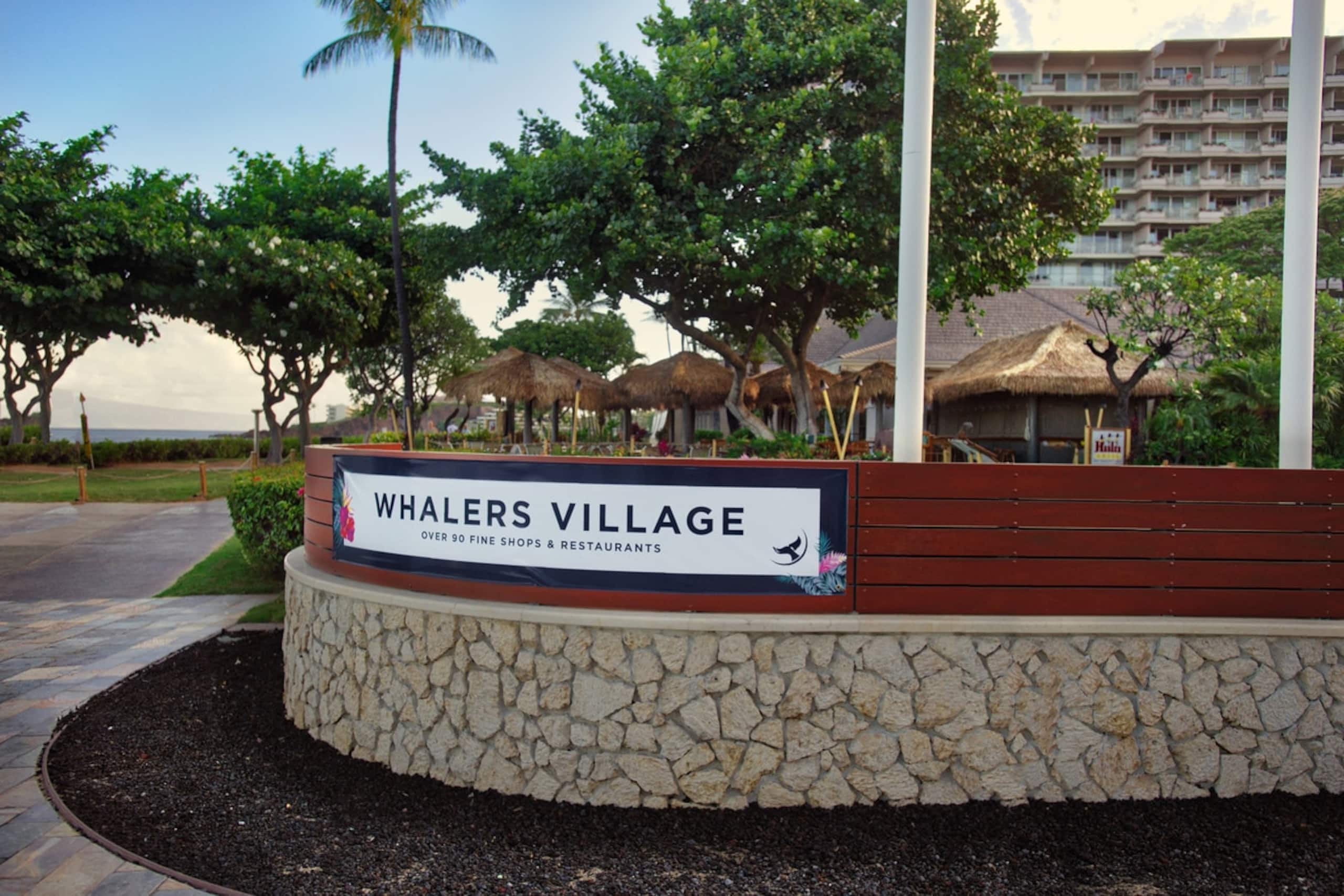 Condo in Lahaina · ★5.0 · 2 bedrooms · 4 beds · 2 private baths - Image 42