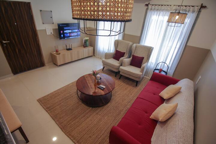 Living room image 2