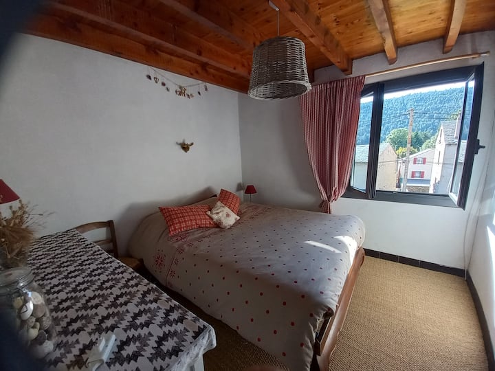 საძინებელი 3