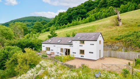 Peaceful retreat with sauna table tennis and views