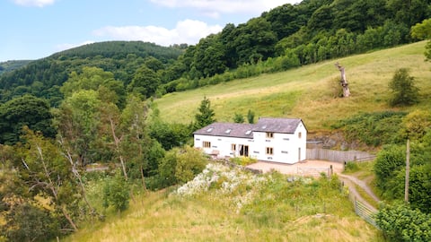 Peaceful retreat with sauna table tennis and views