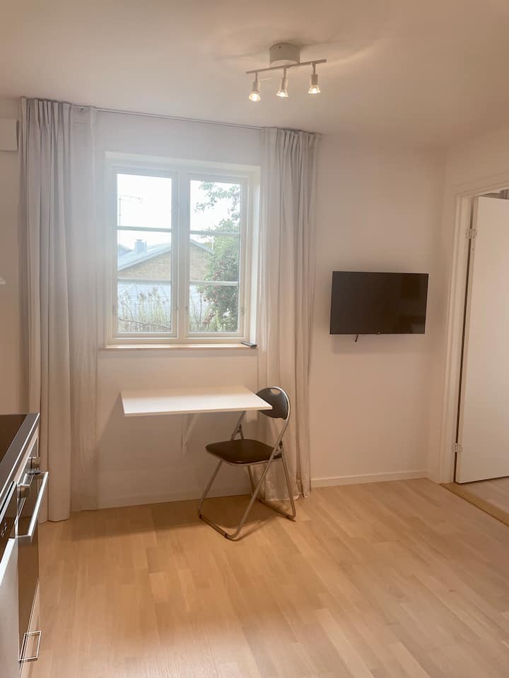 Newly Built Apartment In A Quiet Residential Area - Tumba