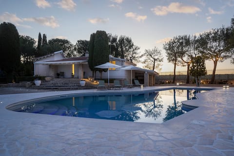 Room/2 - Luxury Villa with pool [OTTO AH]