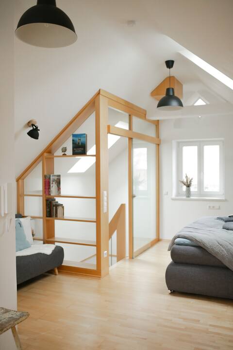 Jules stylish little cottage with garden