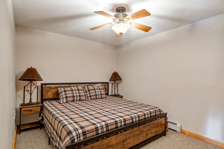 Chambre au niveau inférieur - Lit King Size