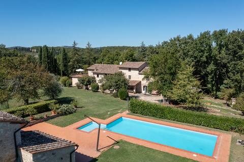 Il Timignano the farmhouse in the private wood