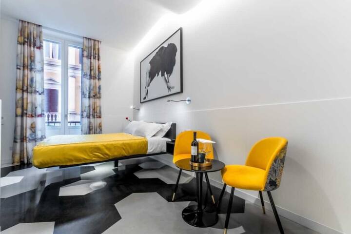 A due passi da Fontana di trevi gallery image 4