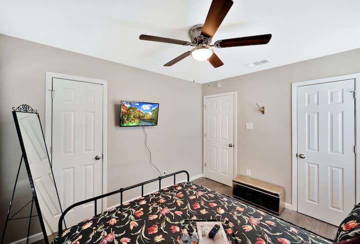 საძინებელი 1