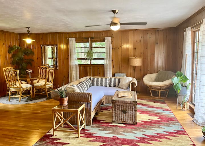 Mid Mod Oasis with Patio on the Greenway Apartments for Rent in